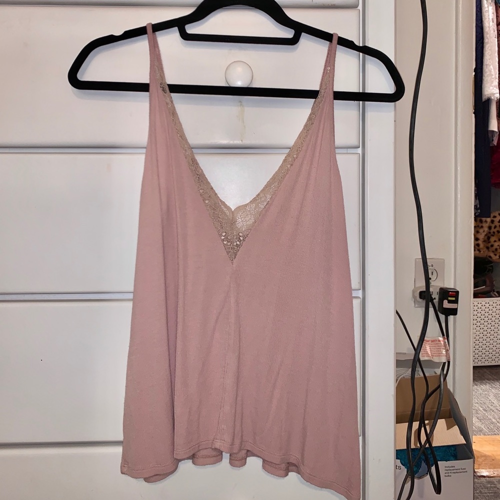 Pink flowy lace tank top